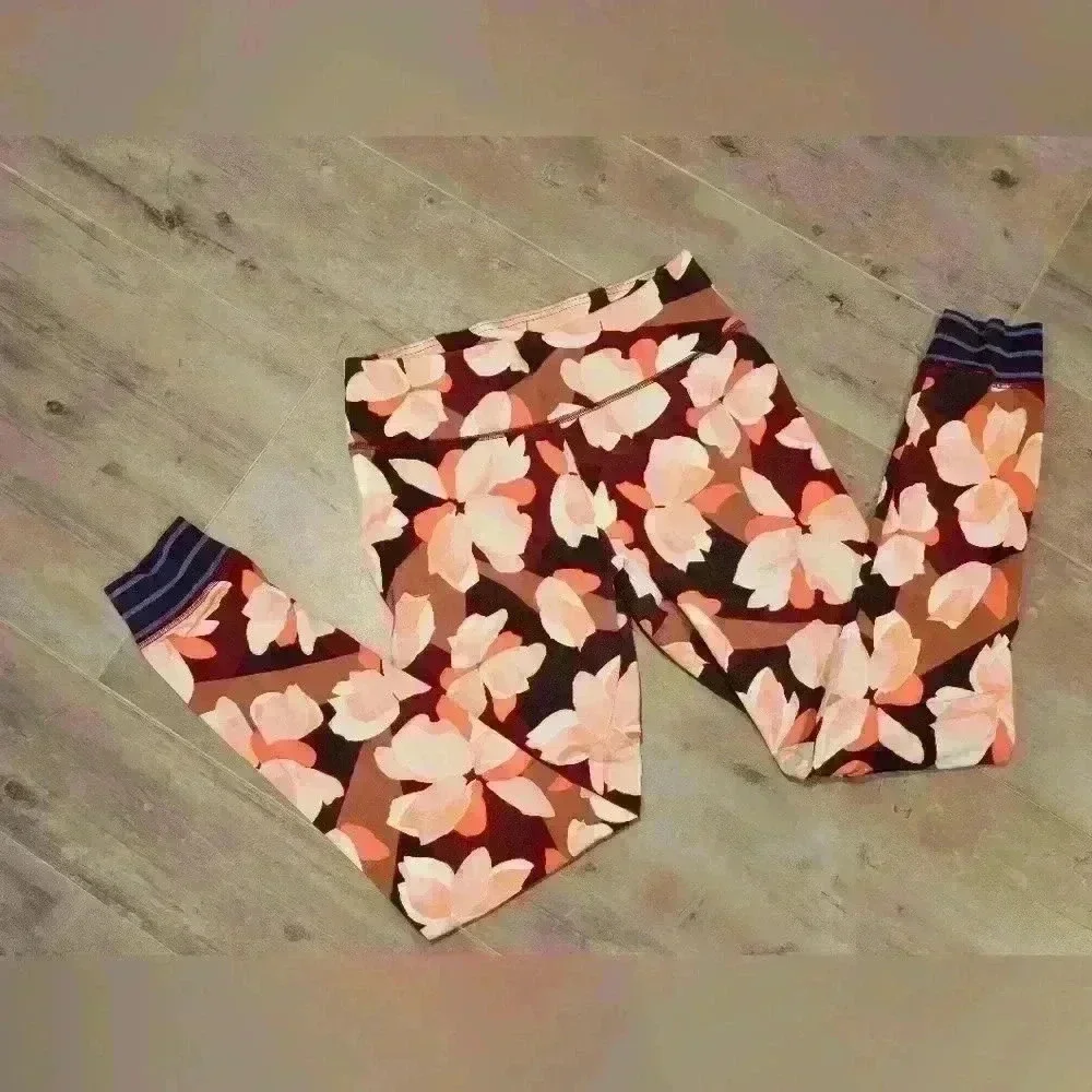 Aerie Chill Floral Legging Striped Cuff